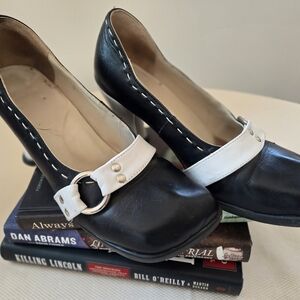 John Fluevog Ladies Heels Black and White Size 9. Heels 3 inch